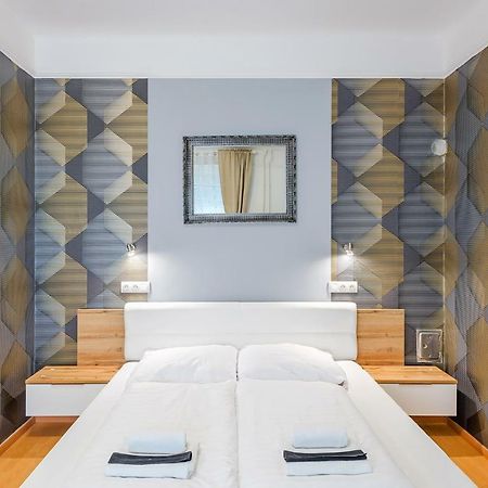 Parking, Ac, Wifi 2 Room Apartment In The Center Budapest Esterno foto